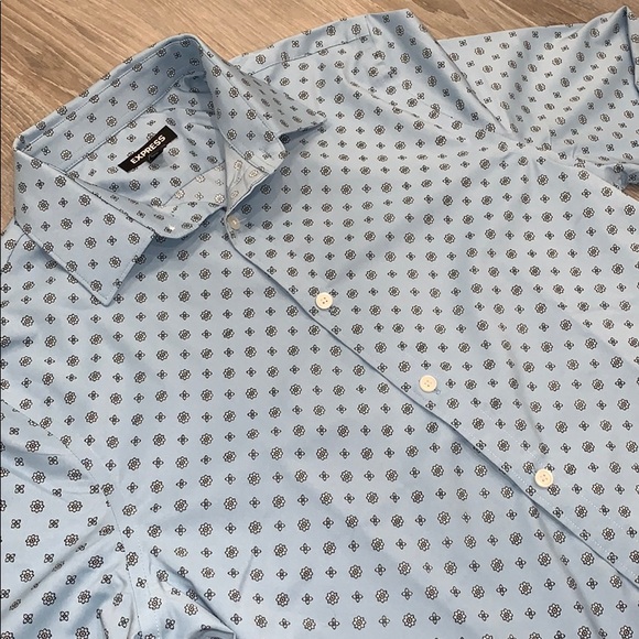 Express Wrinkle-Resistant Performance Dress Shirt - Picture 3 of 6